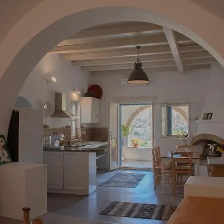 Borantza Stone House Aroniadhiánika