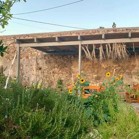 펜션 Borantza Stone House Aroniadhiánika