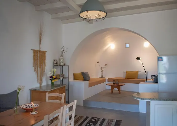Borantza Stone House * Aroniadhiánika