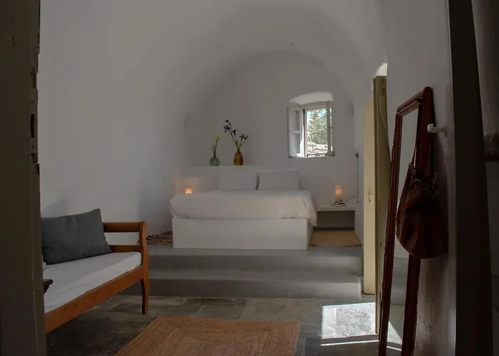 Borantza Stone House